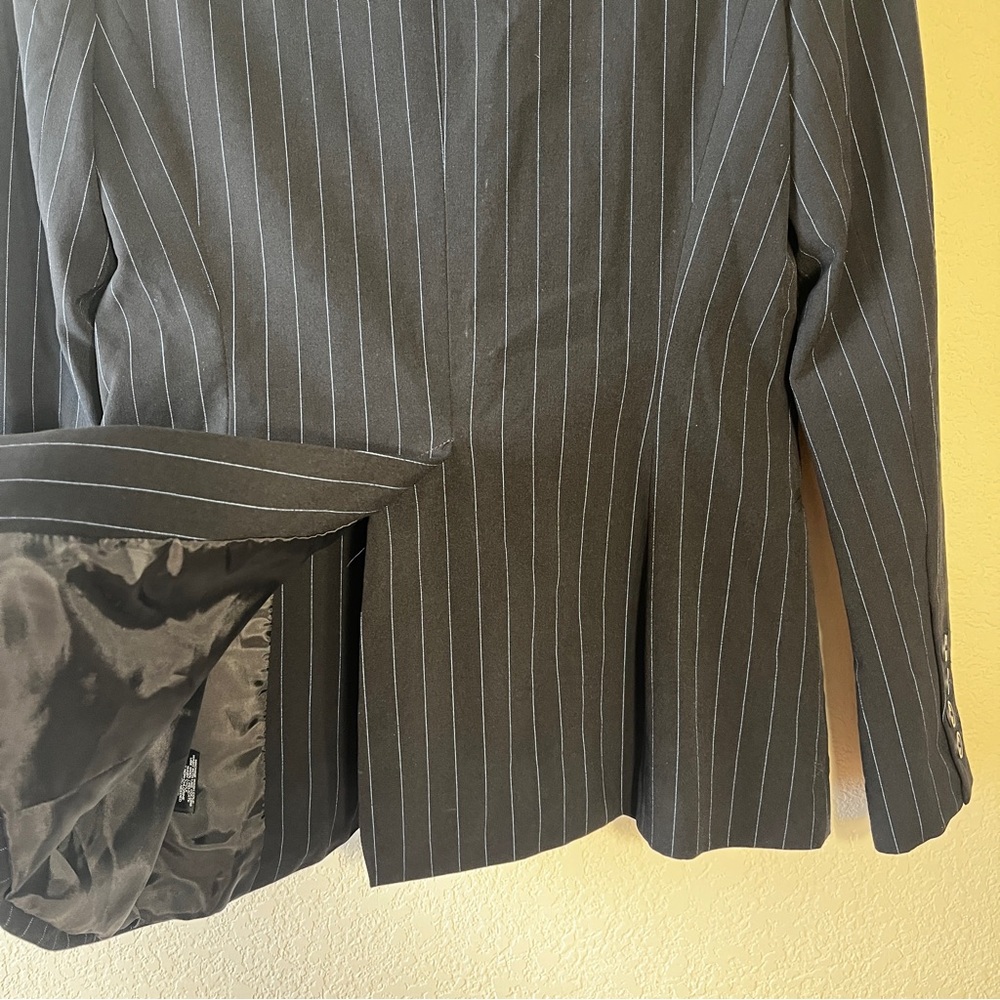 Norma Kamali Classic Timeless Black W Blue Pinstripe Single Button Blazer SZ 4 - Picture 5 of 11